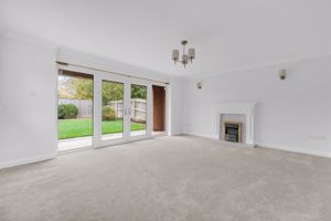 Photo 27- click for photo gallery